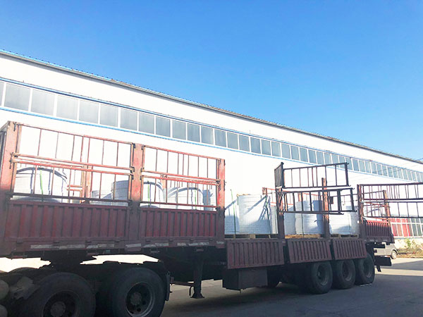 光鋁卷生產發貨現場